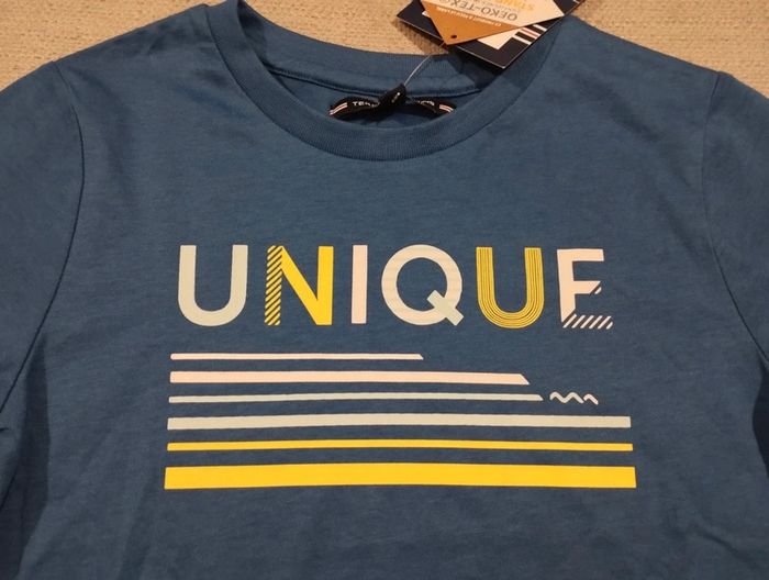 Tee shirt neuf - photo numéro 2
