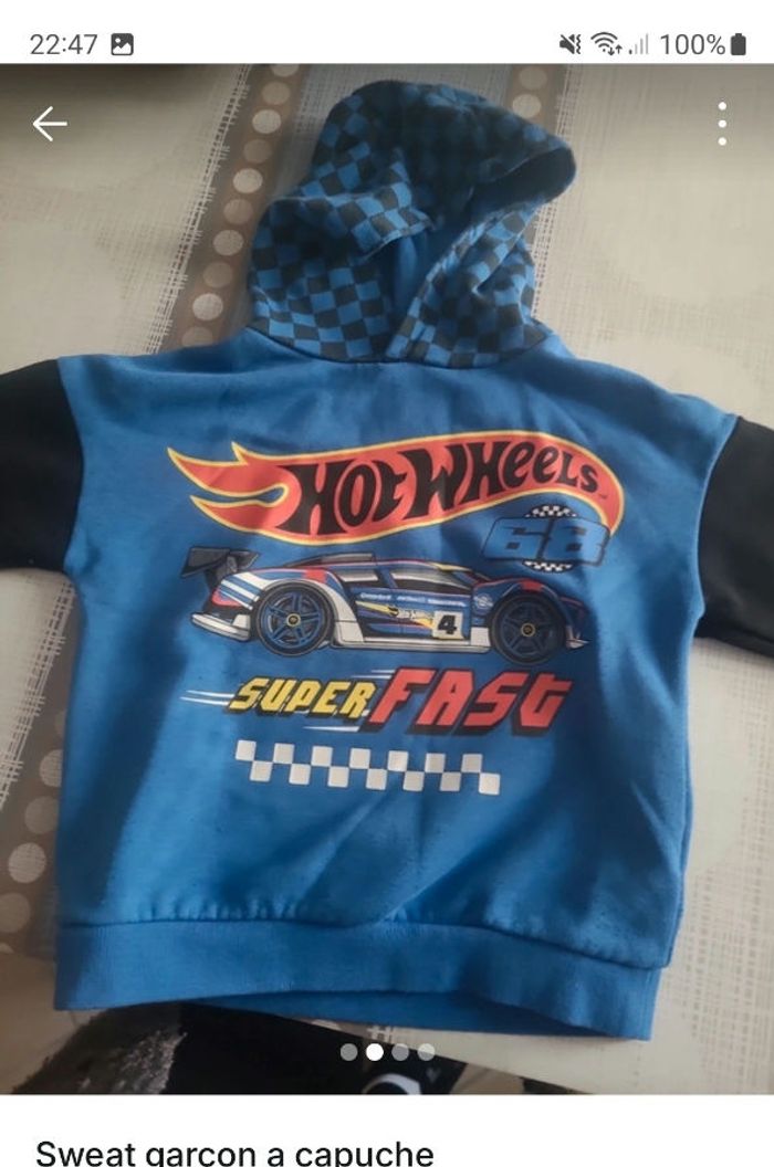 Sweat garçon a capuche