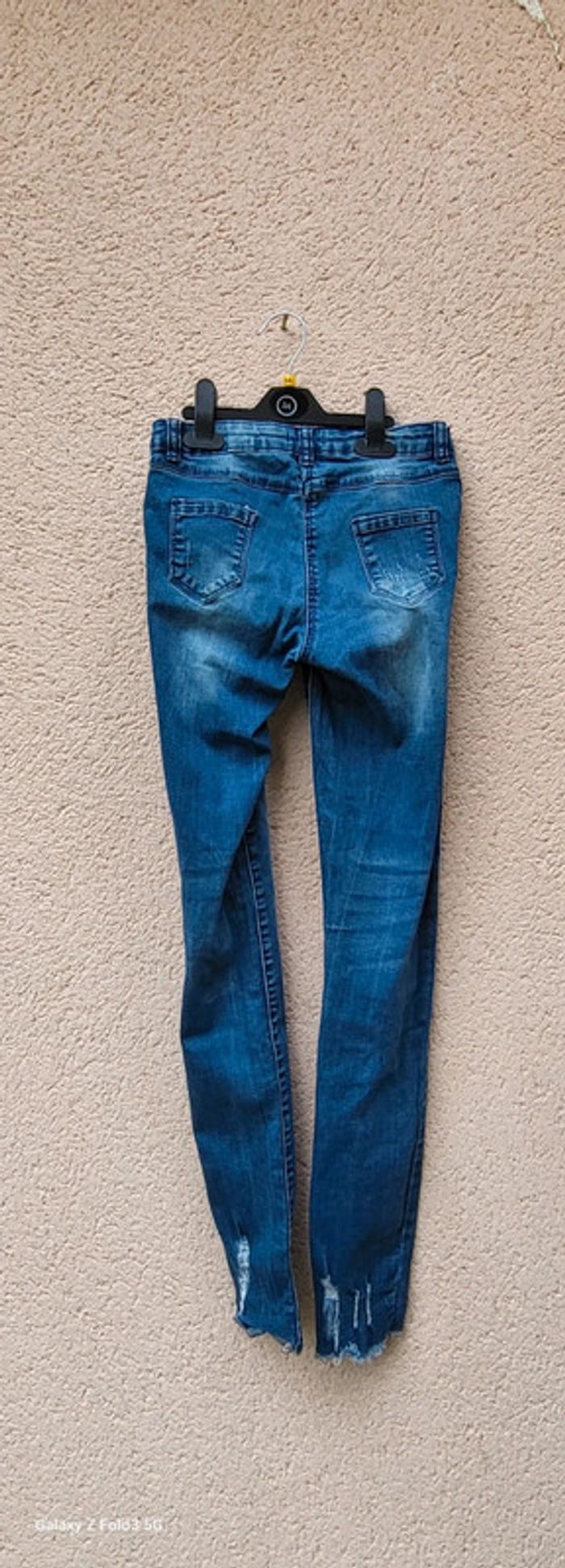 Jeans 12 ans - photo numéro 2