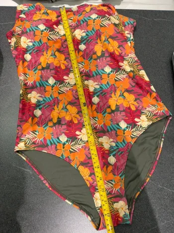 Maillot de bain 1 pièce a fleur