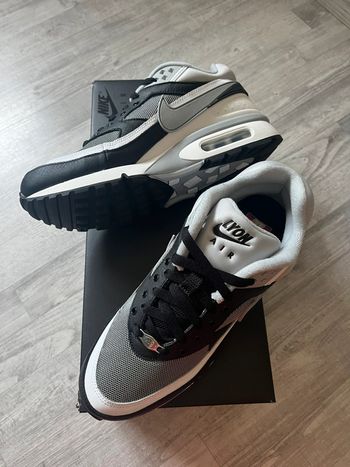 Air Max Lyon neuve limité