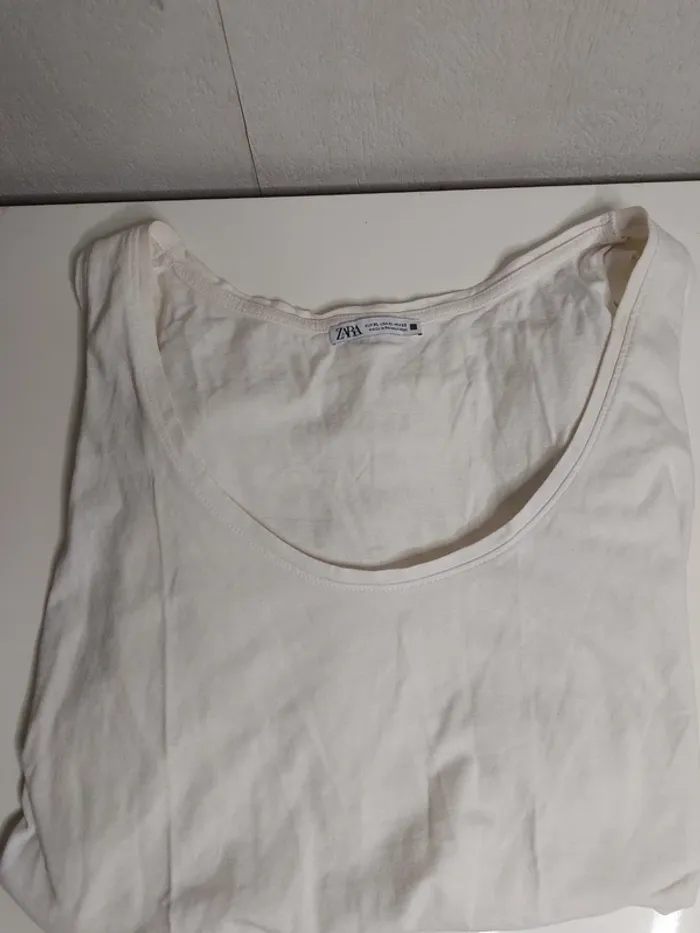 Tee-shirt débardeur crème "Zara" - photo numéro 2
