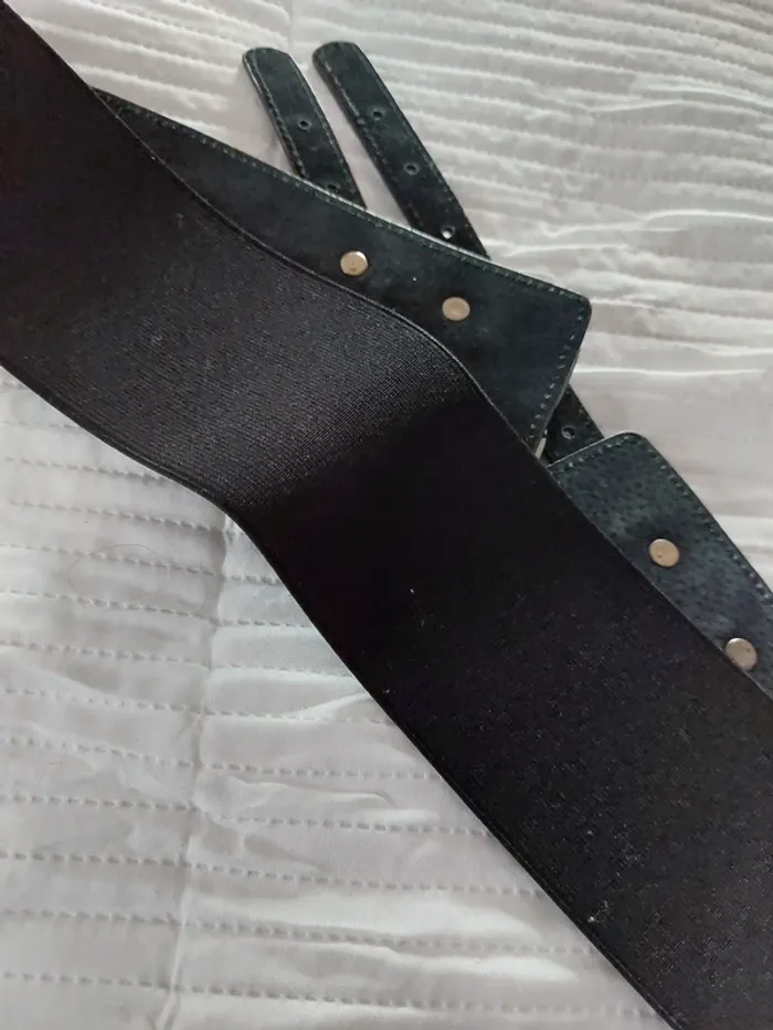 Ceinture cuir imitation croco avec bande élastique - photo numéro 5