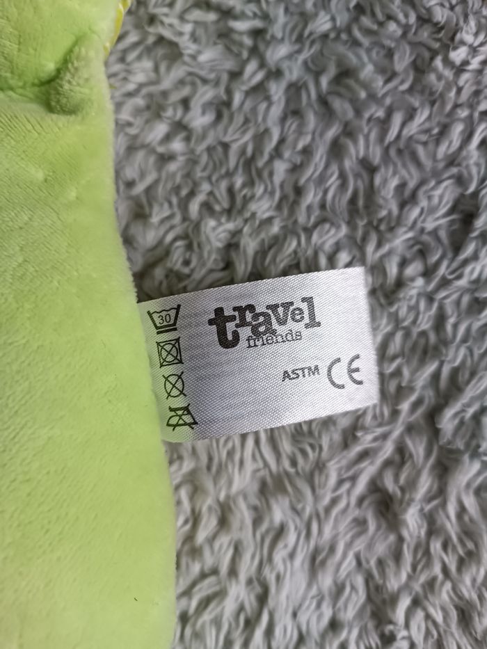 Coussin de voyage grenouille 🐸 – Bébé / enfant - photo numéro 4