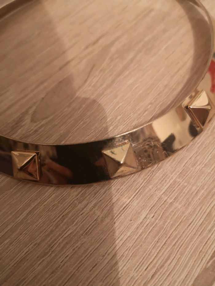 Collier ras de cou couleur or - photo numéro 3