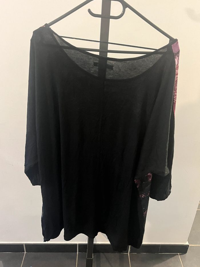 Haut violet et noir Taille 50/52 - photo numéro 3