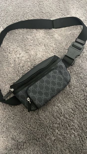 Banane Gucci