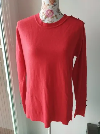 Pull rouge