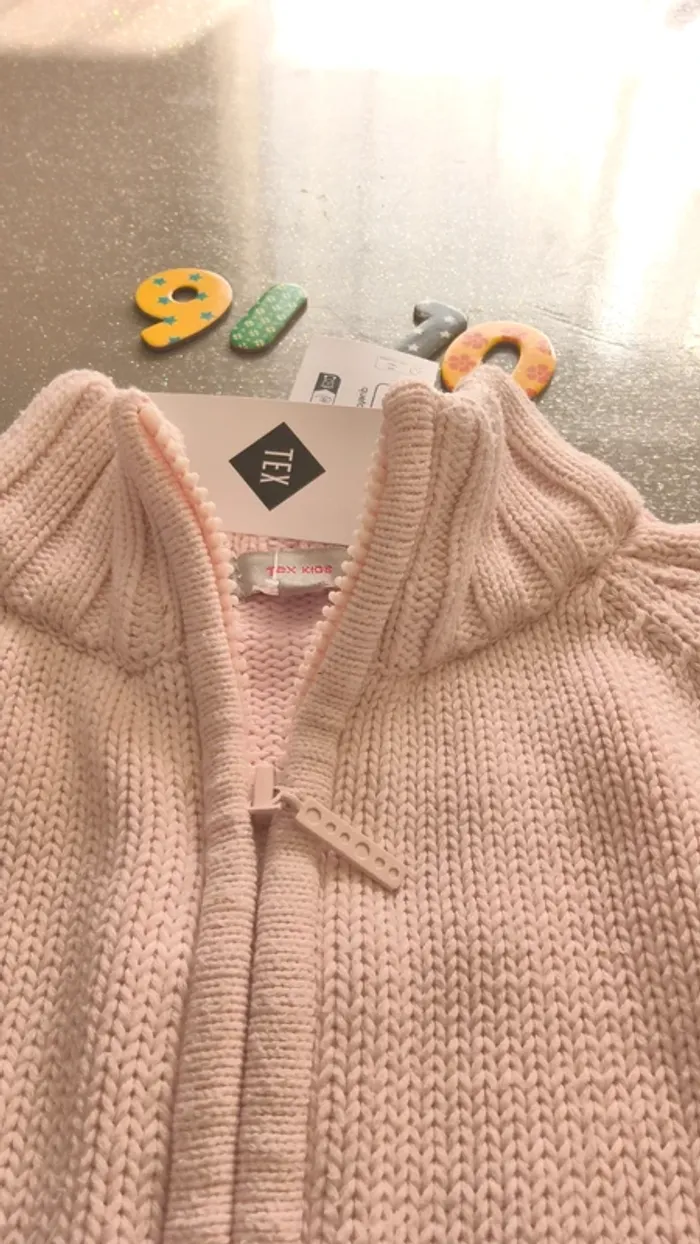 Gilet neuf rose 🌹 - photo numéro 4