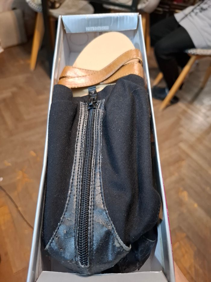 Paire de chaussure sandales 38 romaines chaussette bohème - photo numéro 4