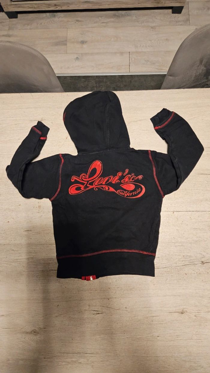 Gilet noir et rouge à capuche et manches longues, asymétrique, Levi's, 10 ans - photo numéro 10