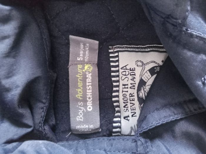 MAGNIFIQUE PARKA BLEU MARINE MATELASSE ORCHESTRA NEUF - photo numéro 2