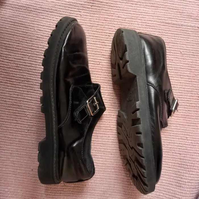 Chaussures à boucles Zara (t.34) - photo numéro 3