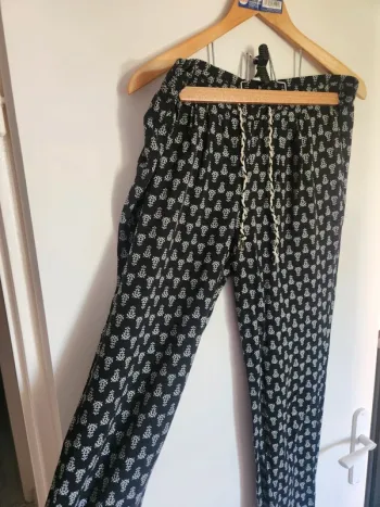 Joli pantalon fluide été Camaieu taille S