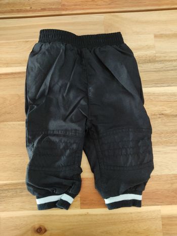 Jogging léger sans étiquette 6 mois