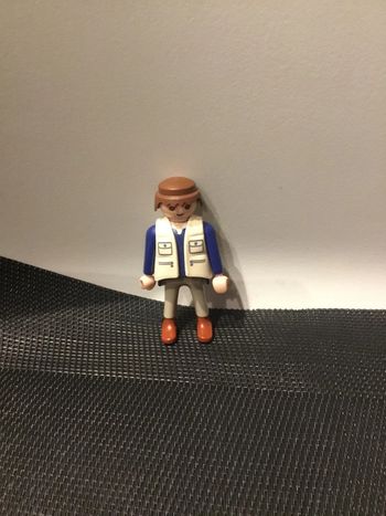 Playmobil figurine homme veste sans manches hôpital ambulance