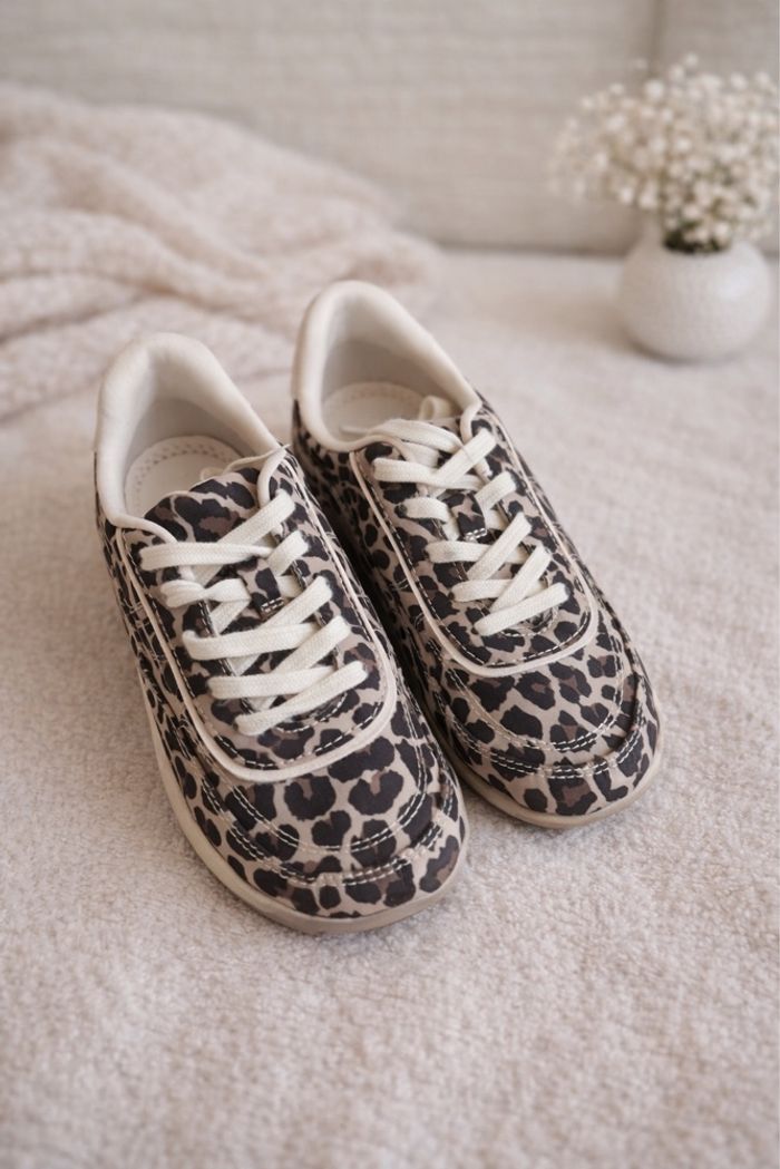 Baskets Zara fille T30 léopard NEUVES - photo numéro 1
