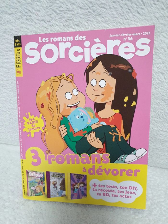 Livre Les romans des sorcières 1er trimestre 2023 neuf