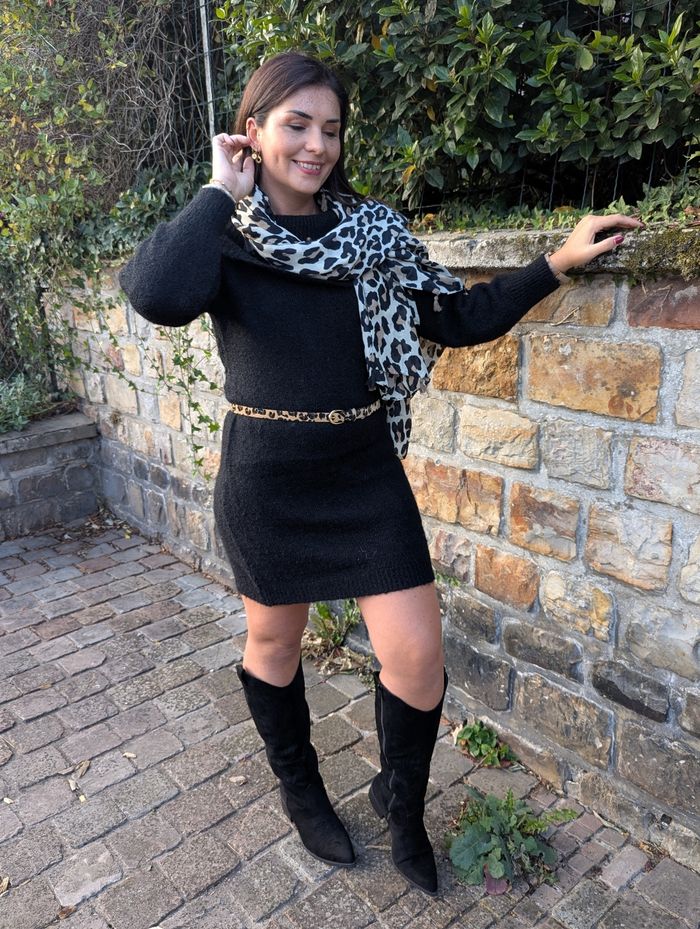 Robe pull Brest noir épaules dénudées
TU - photo numéro 5