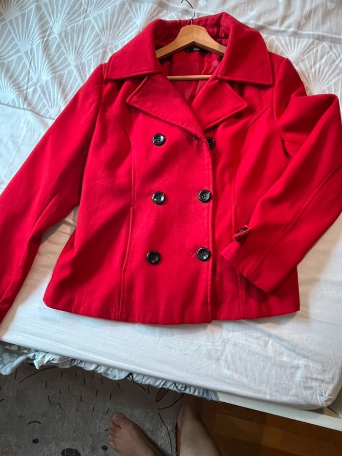 Manteau rouge