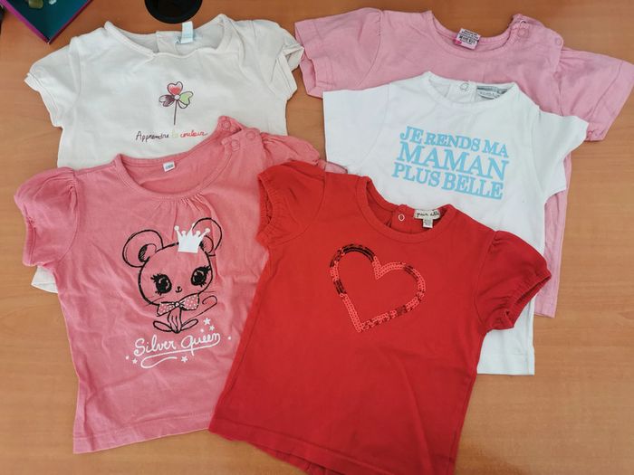 Lot t shirts fille 18 mois