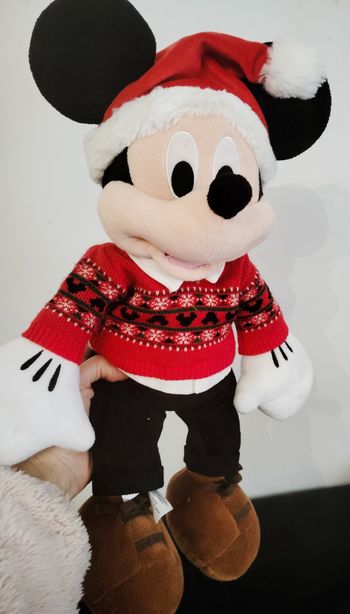 Peluche noël mickey Disney store 2018 collection