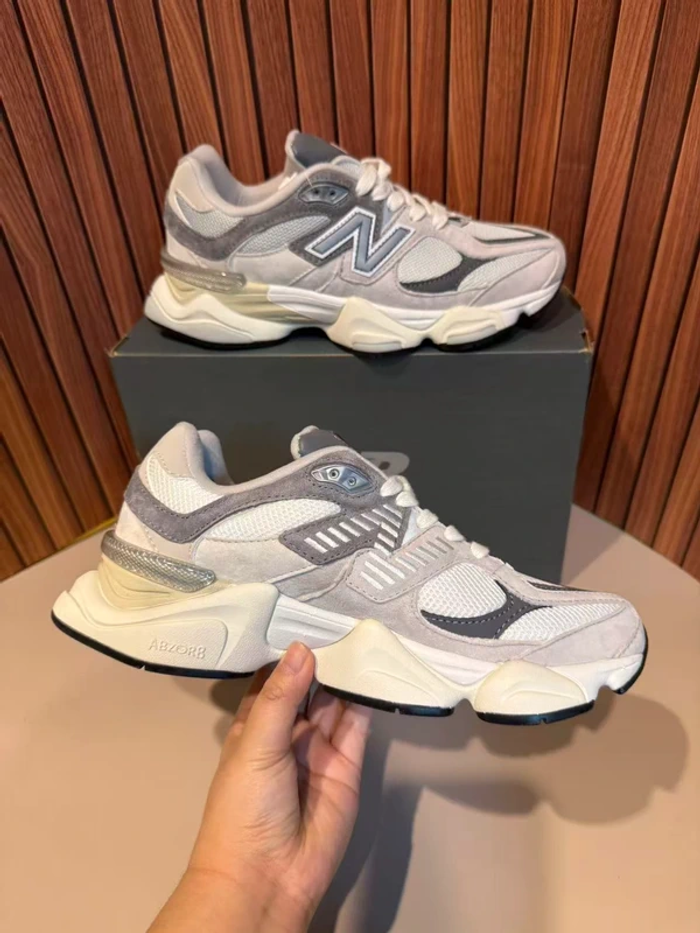 New Balance 9060 Gris 39.5 - photo numéro 3