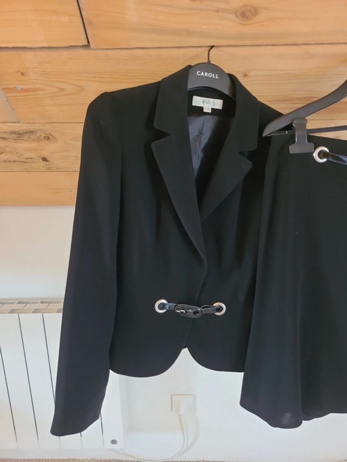 Tailleur veste et jupe - photo numéro 6