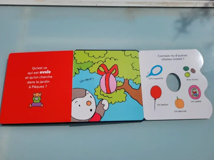 Très beau livre 🔵 T'choupi Devine les formes 🟥 avec volets à déplier - photo numéro 12