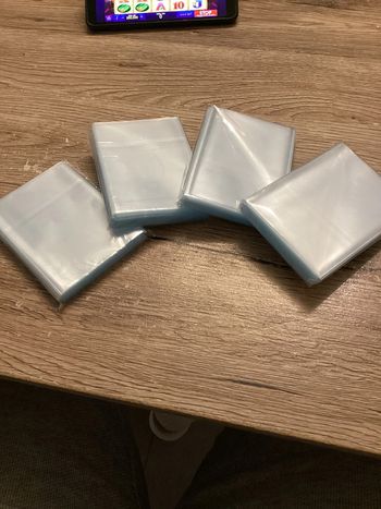 4 paquet de 125 sleeve  en tout 500 sleeve neuf