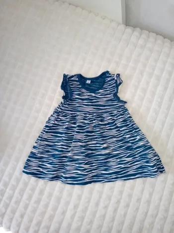 Robe 9mois 🌸👧