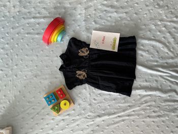 robe manches courtes marine avec broderies dorées ouverture totale au dos 6 mois kiabi