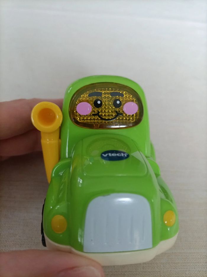 Tut tut bolide Vtech Gaëtan tracteur des champs - photo numéro 2