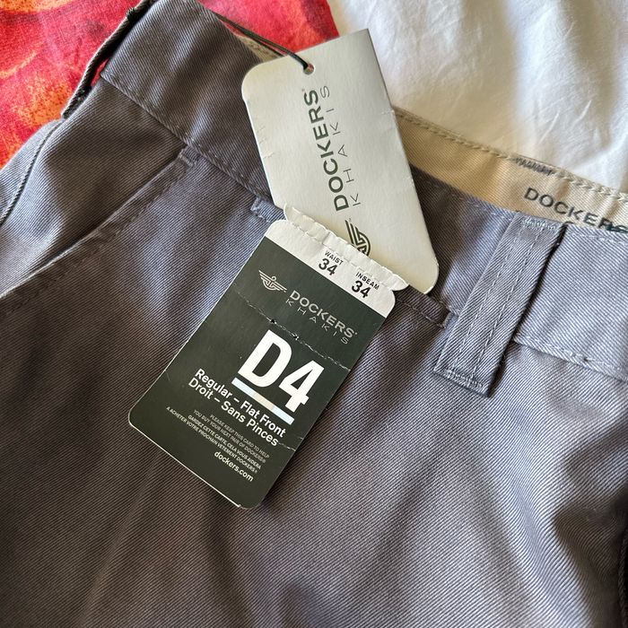 Neuf - Pantalon gris Dockers Khakis regular D4 - Taille 34x34 - photo numéro 9