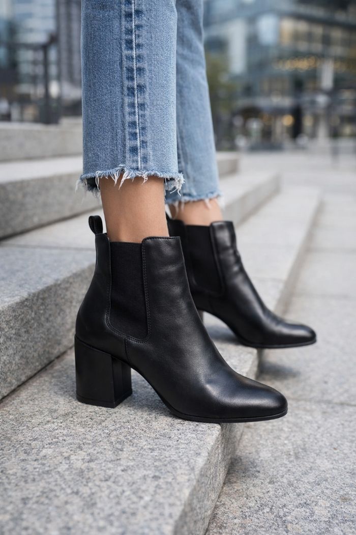đź–¤ Bottines Chelsea noires Ă talon