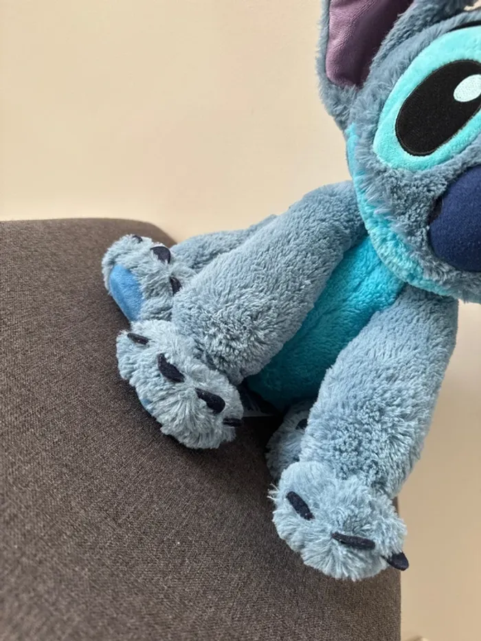 🧸 peluche Stitch- Disney Paris - très bon état - 40 cm - photo numéro 2