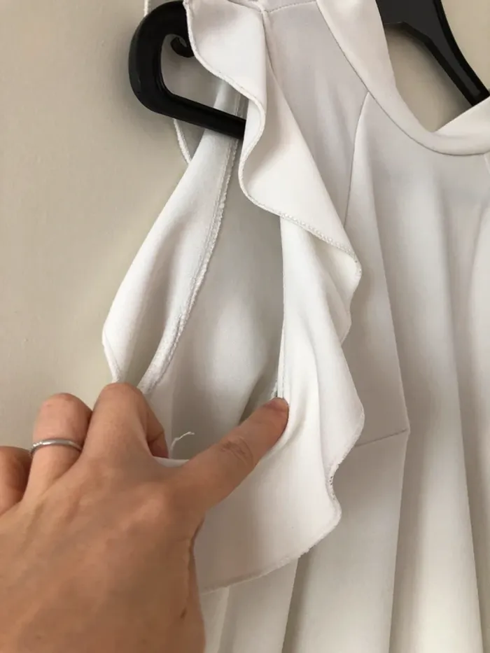 Top blanc épaulés dénudées - photo numéro 2