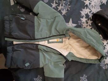 Coupe vent taille 3 ans