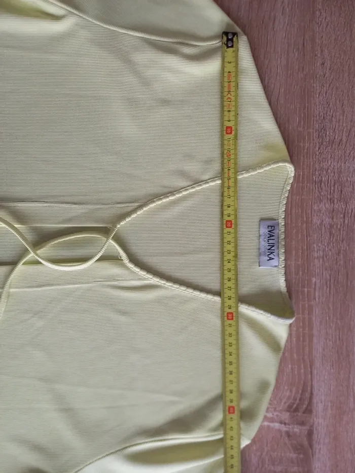 Gilet Tee-shirt manches courtes T42/44 - photo numéro 11