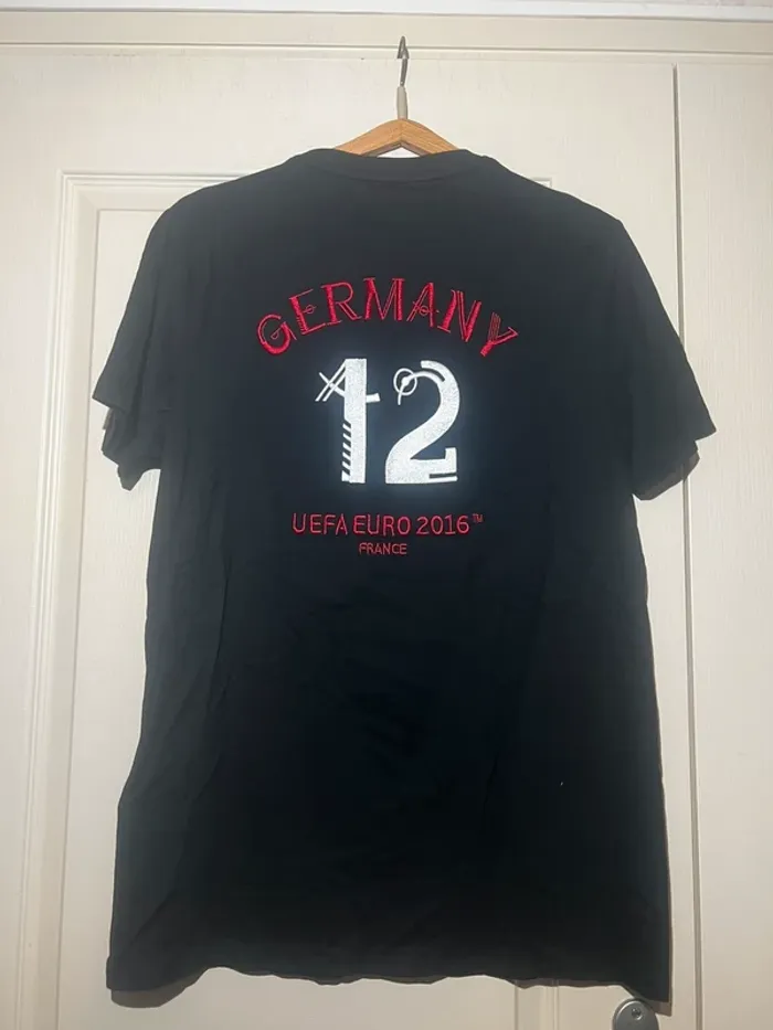 T-shirt UEFA - photo numéro 4