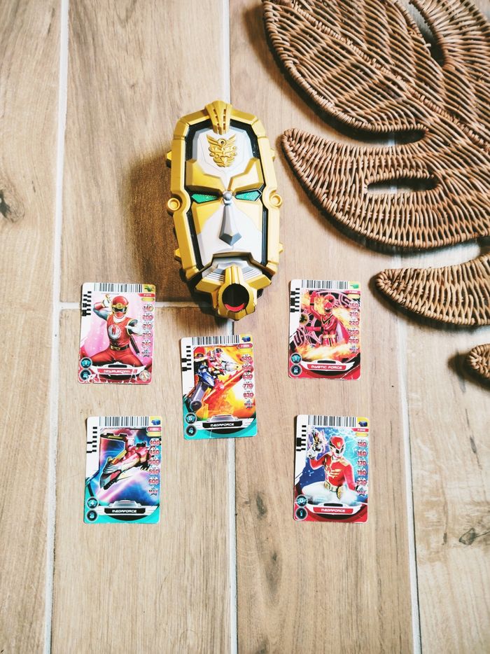 🤖 Power rangers super megaforce lecteur de cartes interactif sons et lumières marque Bandai