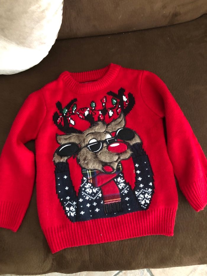 Pull Noël rouge