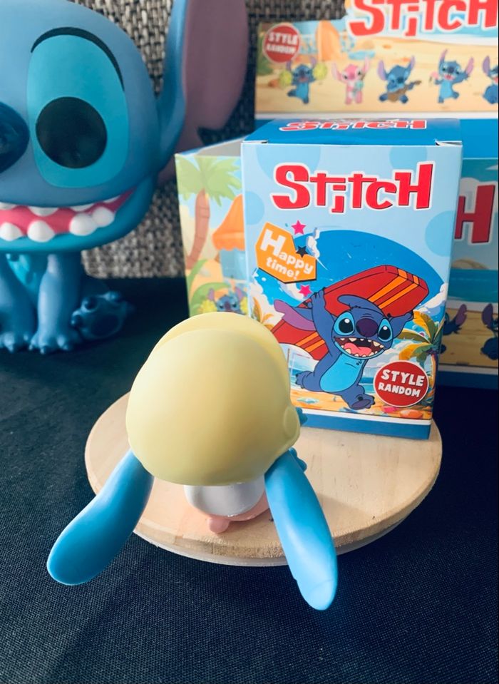 Figurine Stitch collection Happy Time avec boîte (2 sur 6) - photo numéro 2