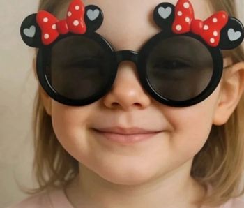 Lunettes de soleil Minnie – Neuves | 2 à 5 ans