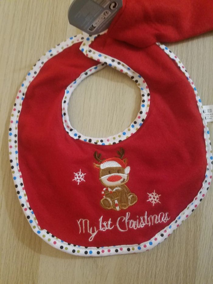 Set de Noël pour bébé (bonnet et bavoir) - photo numéro 4