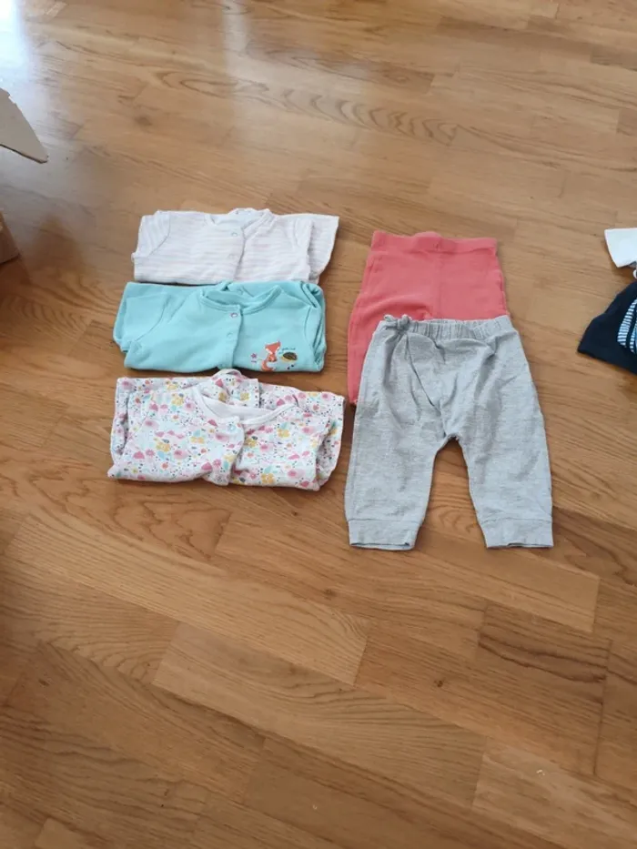 Pyjamas 9 mois