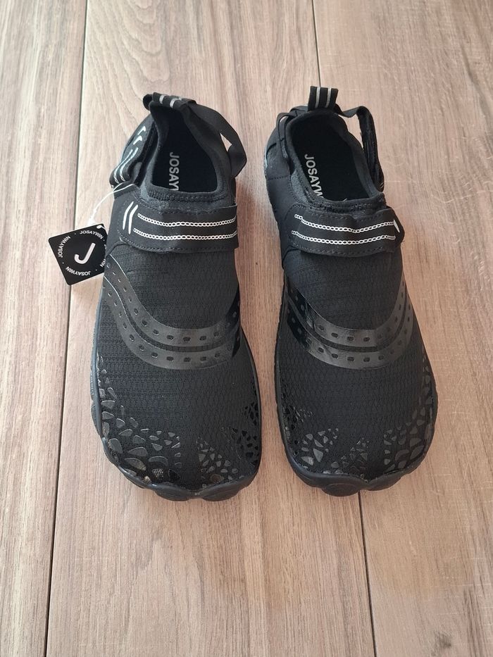 Chaussures baskets pied nu homme finesse sport aquatique noir