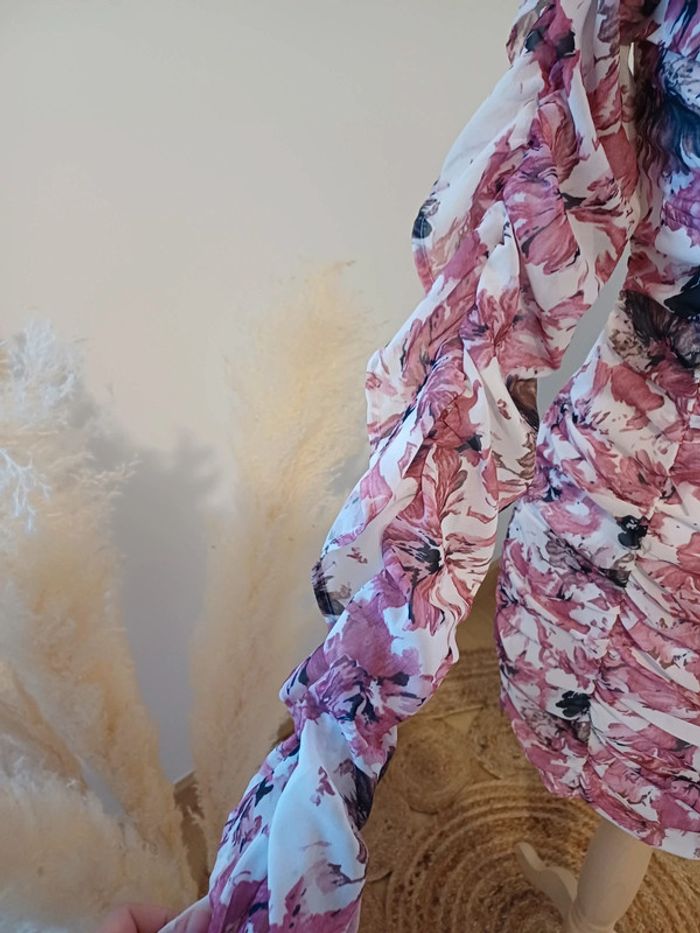Robe froncée fleurie Missguided taille XS 34 - photo numéro 3