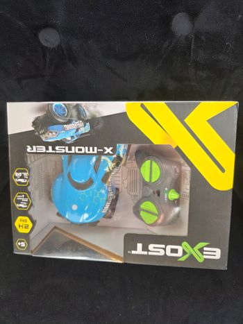 Petite voiture telecommandé