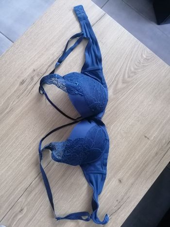 Soutien gorge bleu marine taille 85C